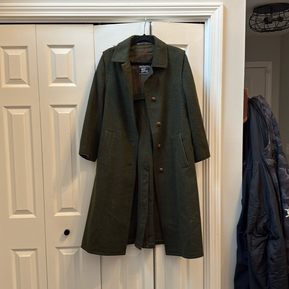 Vintage Burberry Dark Olive Green Wool Trench Size 10. Classic Closet Staple.